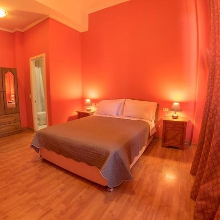 Victoria Hotel บัลปาราอีโซ ภายนอก รูปภาพ