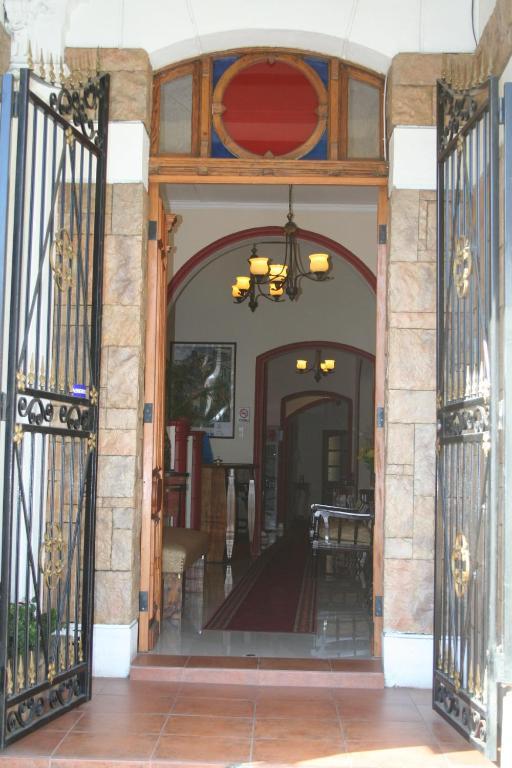 Victoria Hotel บัลปาราอีโซ ภายนอก รูปภาพ